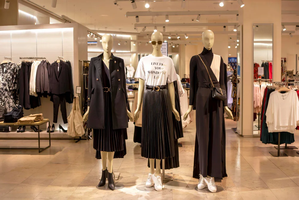 เทคนิคการจัดแสงในร้านค้าให้ขายดีขึ้น